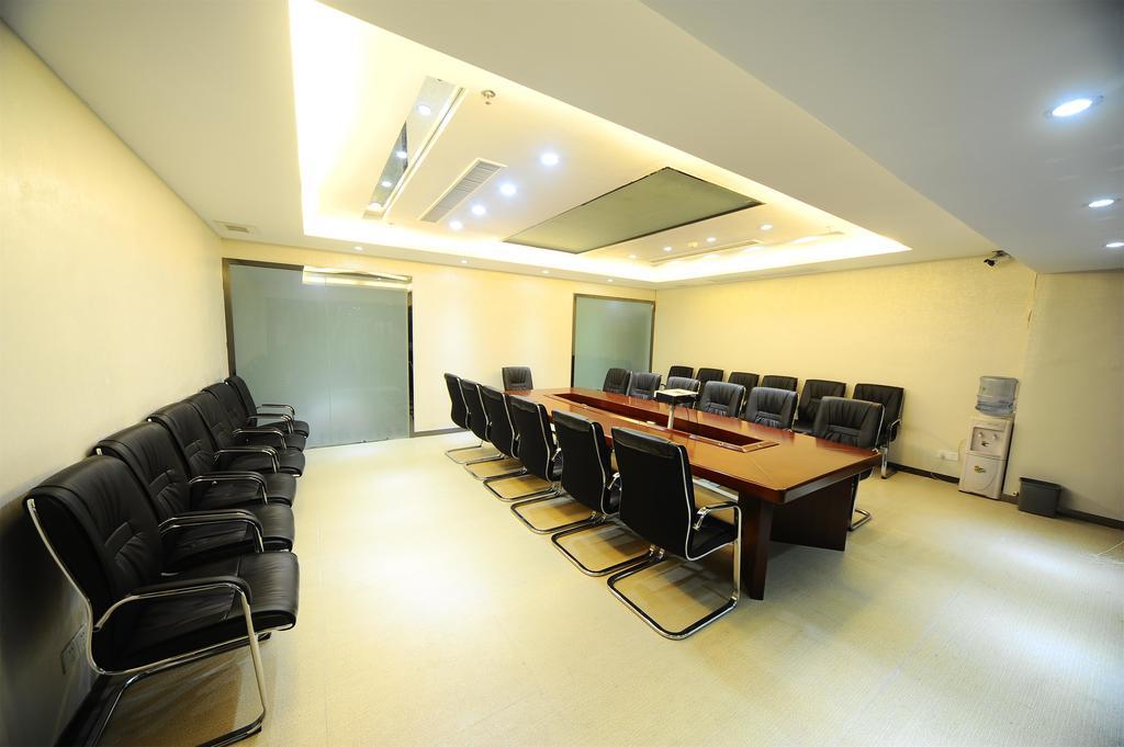 Guangzhou Junshan Hotel - Shuttle Bus For Canton Fair Экстерьер фото