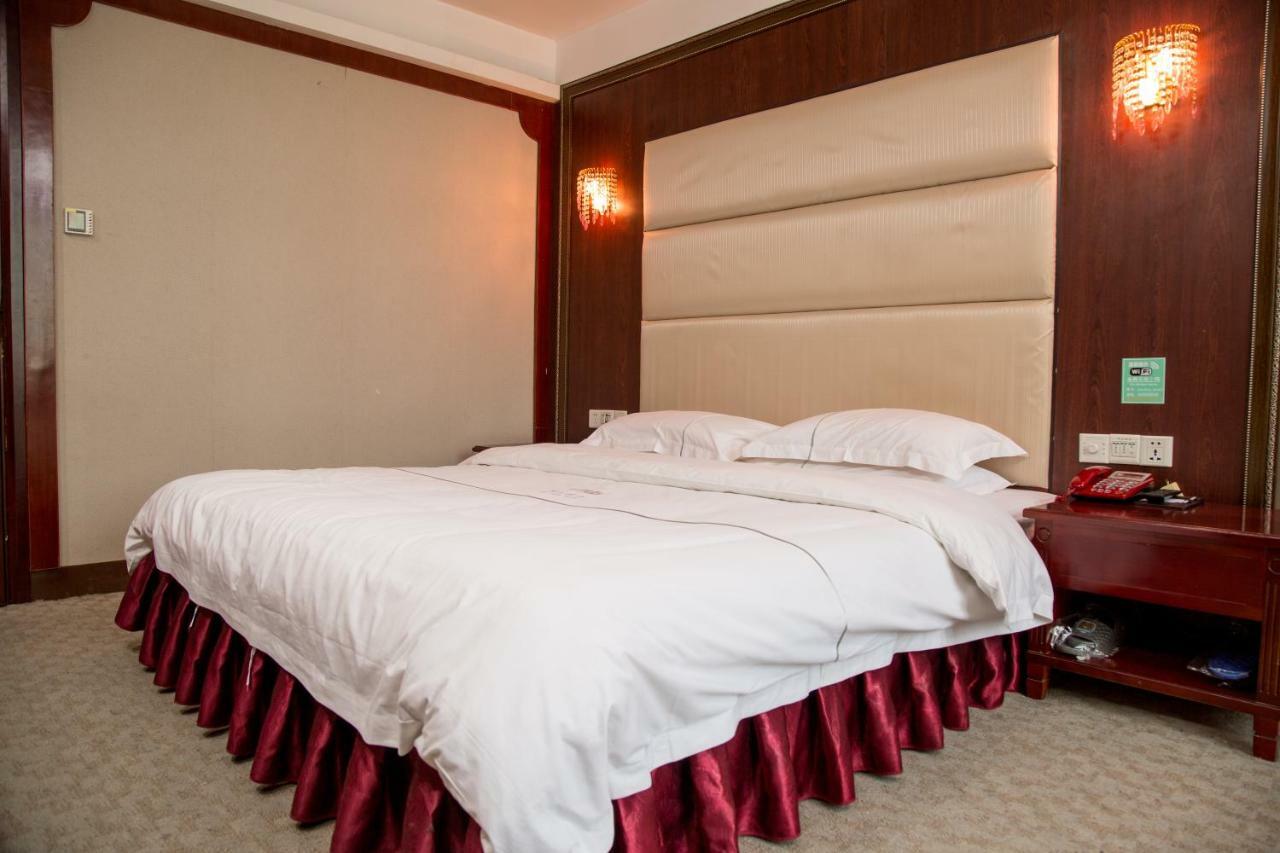 Guangzhou Junshan Hotel - Shuttle Bus For Canton Fair Экстерьер фото